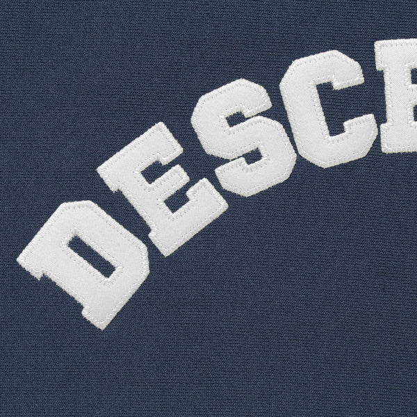 BREACHING CREW NECK