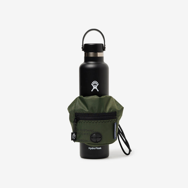 HUGG POUCH TAKES HANDS