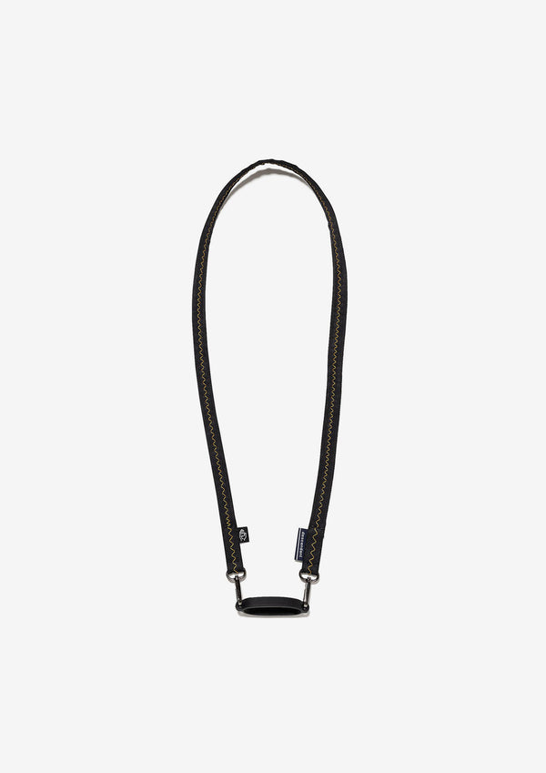 BUNGEE STRAP TAKES HANDS